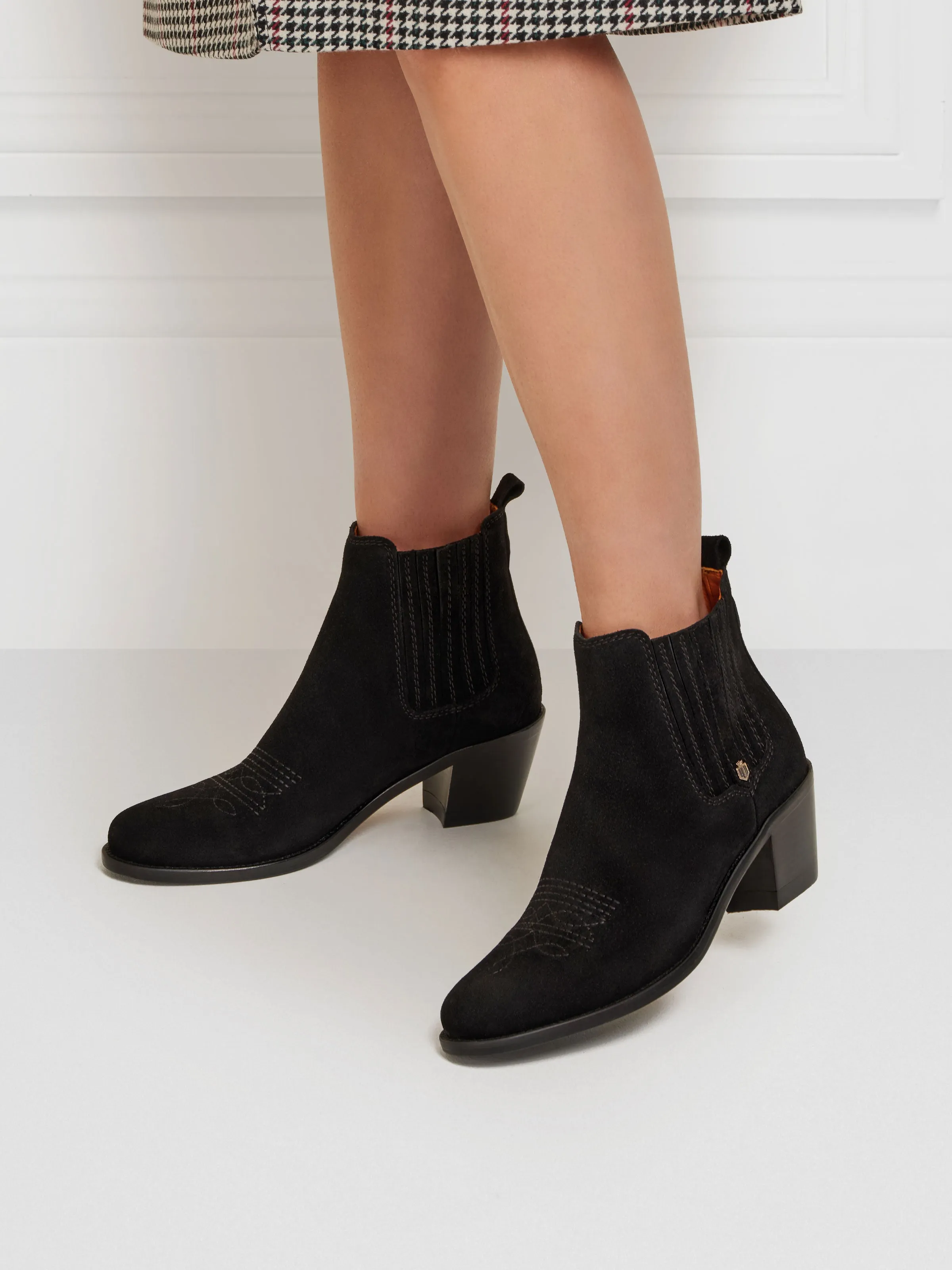 Rockingham Ankle Boot - Black Ventilated Footbed