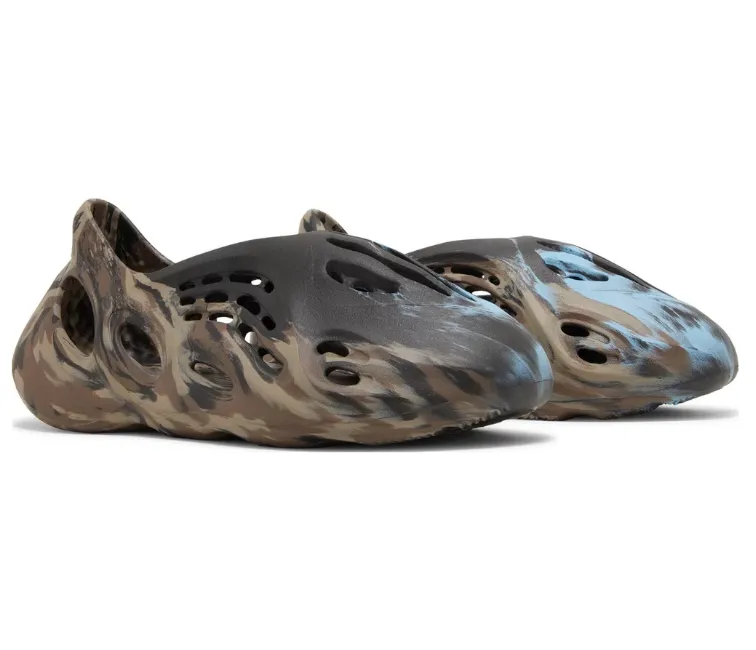 High-performance Airy Feel Adidas Yeezy Foam Runner (MX Cinder)