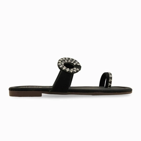 Black Casual Chappal For Women CL2143 Lightweight Outsole