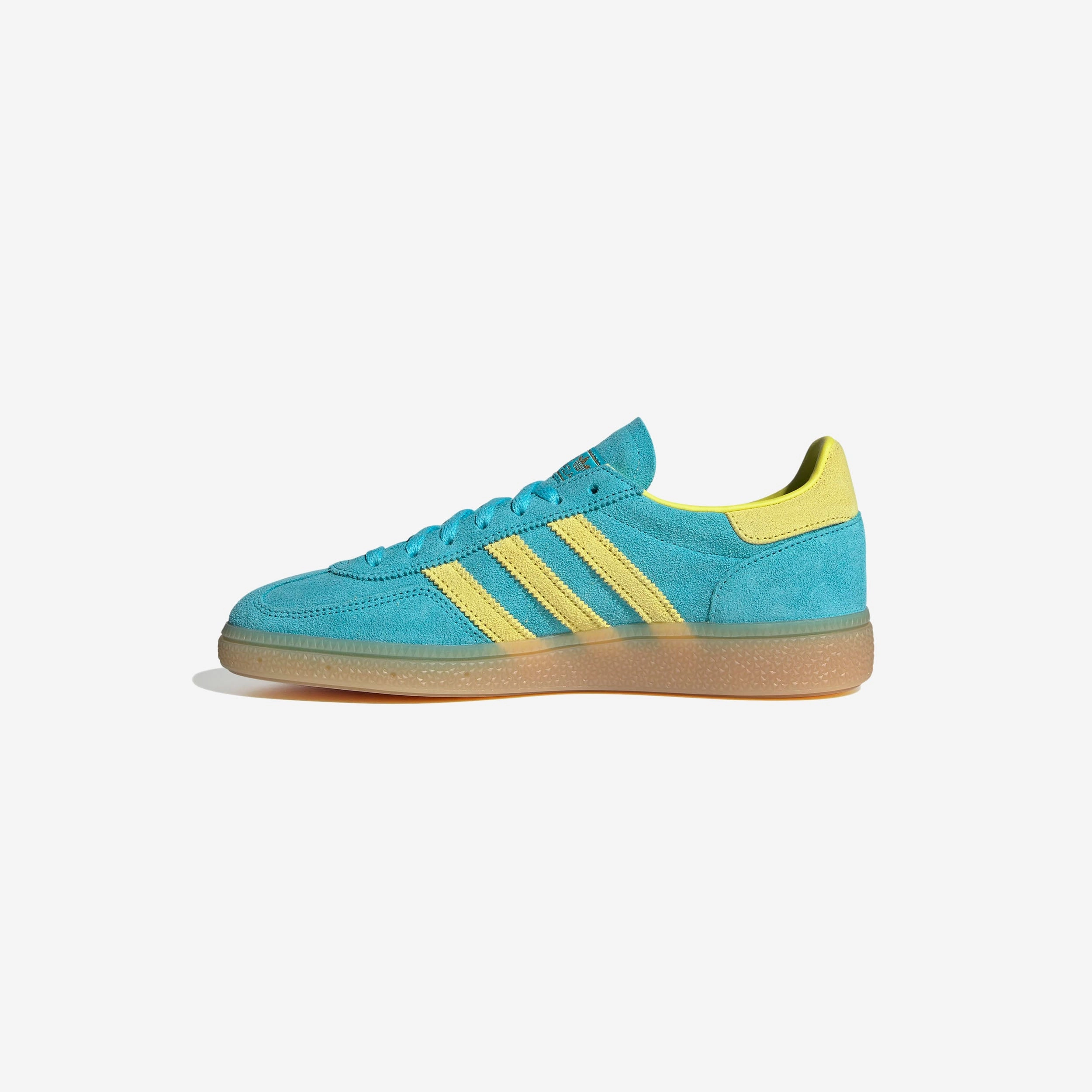 Airflow Channel Design Flexible stability Wmns Handball Spezial